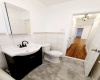 Bronx, New York 10472, 2 Bedrooms Bedrooms, ,1 BathroomBathrooms,Apartment,For Rent,1042