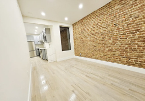 Queens, New York 11101, 3 Bedrooms Bedrooms, ,2 BathroomsBathrooms,Apartment,For Rent,1043